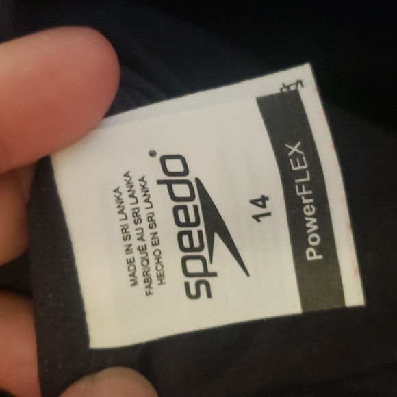 Speedo Full Coverage Racer Back Suit - Picture 4 of 5